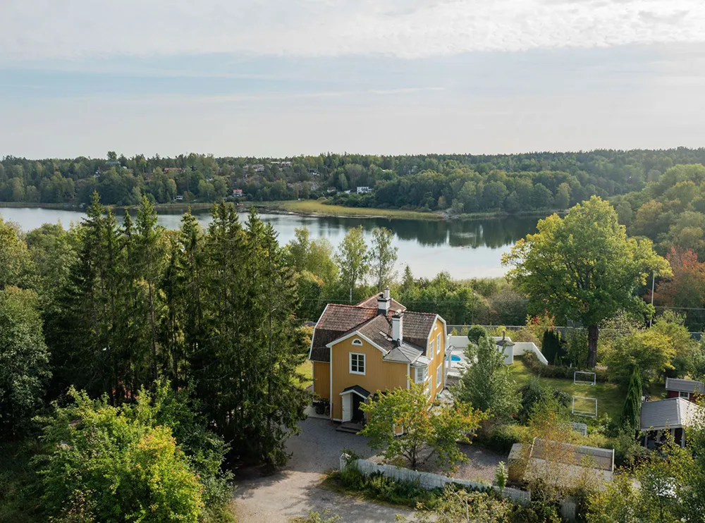 Urocza tradycyjna willa z basenem w Szwecji - Gallery image 39