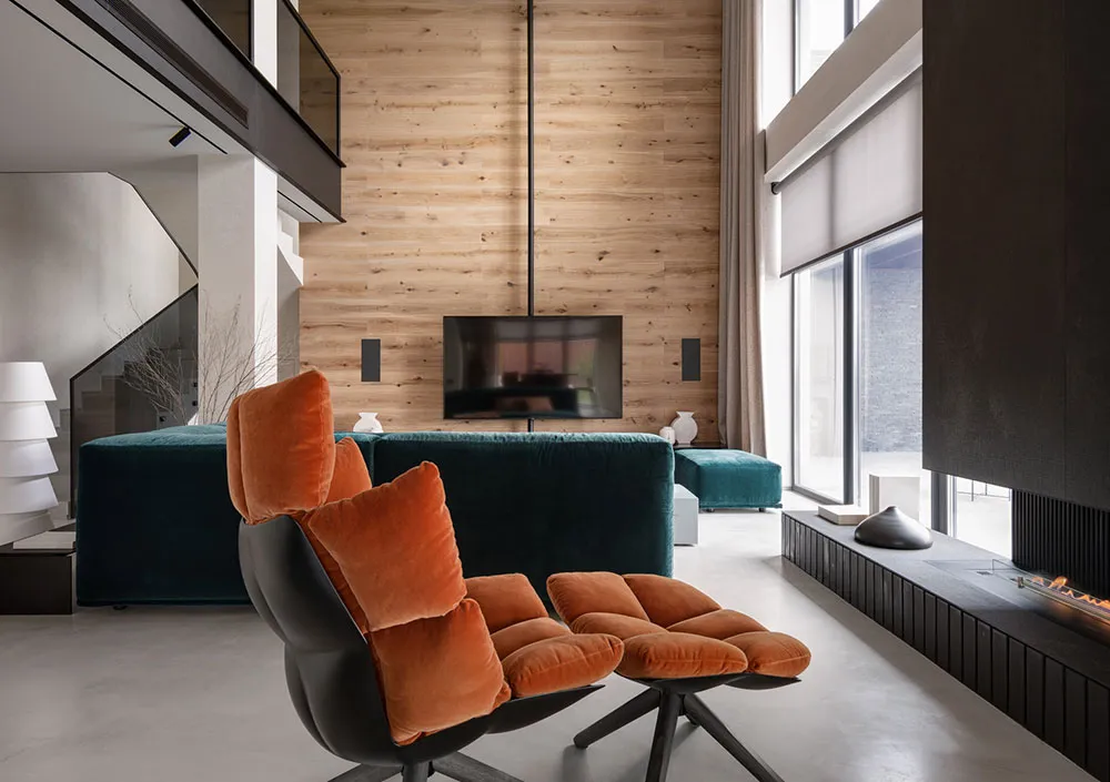 Современный дом для семьи в Днепре с обилием дерева в декоре - Gallery image 32