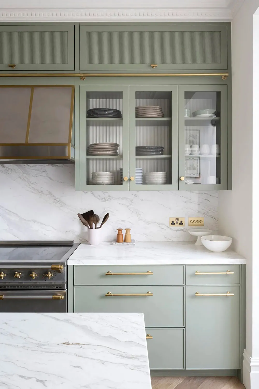 Изысканный современный интерьер в приятных пастельных оттенках в Лондоне - Gallery image 7