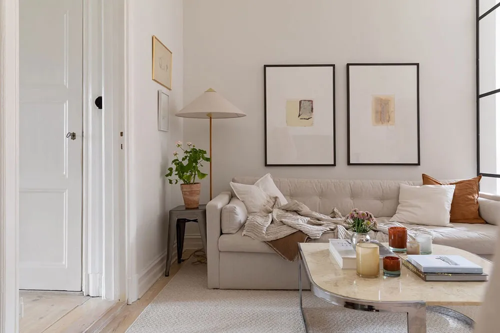 Separador de vidrio y tonos tranquilos: apartamento en Estocolmo (69 m²) - Gallery image 2