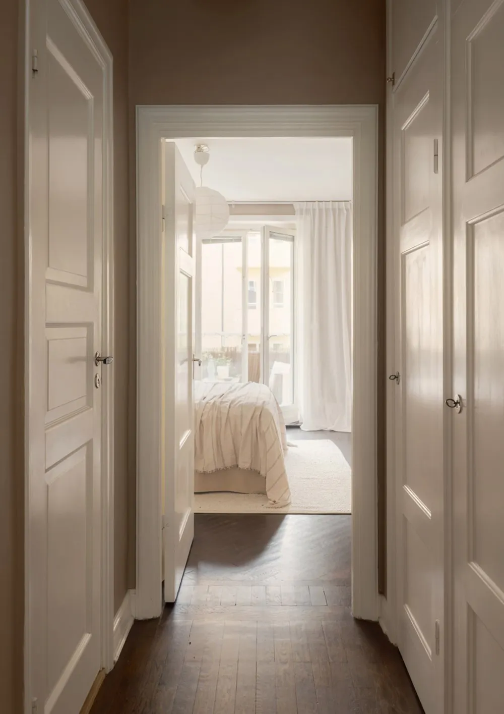 कोमल, उत्तरी यूरोपीय सजावट; हल्के पीले रंग के तत्व (65 वर्ग मीटर) - Gallery image 15