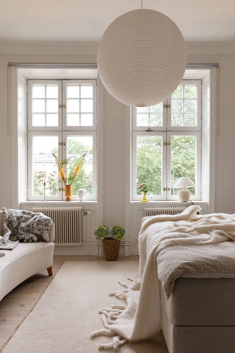 Separador de vidrio y tonos tranquilos: apartamento en Estocolmo (69 m²) - Gallery image 18