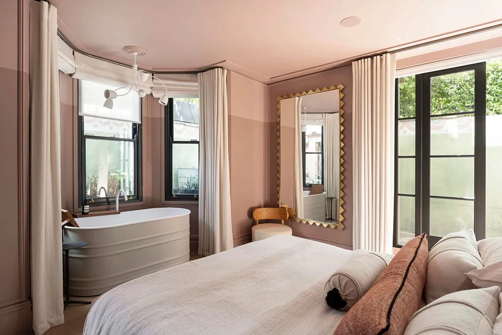 Изысканный современный интерьер в приятных пастельных оттенках в Лондоне - Gallery image 12