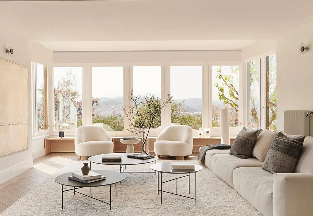 Light Modern Update of a Historic House in Catalonia - Gallery image 2