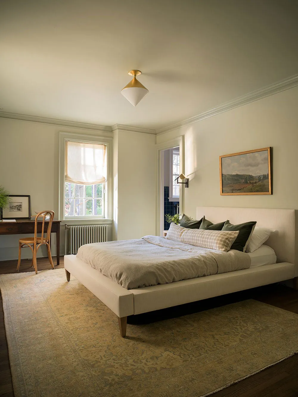 Formes esthétiques et tons chaleureux : une maison très belle au Michigan - Gallery image 33