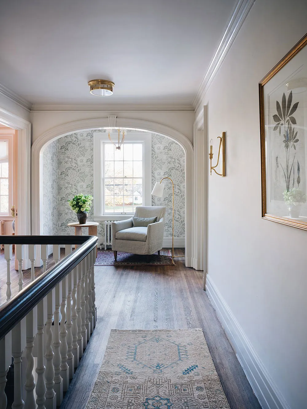 Formes esthétiques et tons chaleureux : une maison très belle au Michigan - Gallery image 24