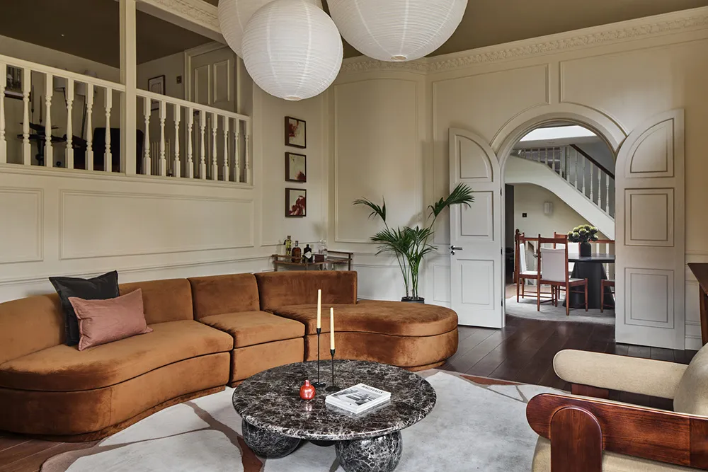 Excellent design of a historical house in London - Gallery image 3