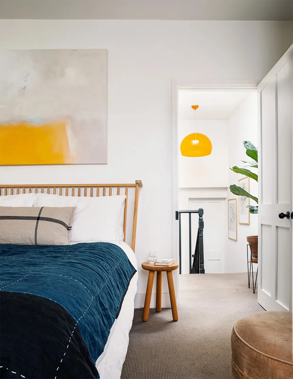 Світлі сучасні інтер'єри вікторіанського котеджа в Лондоні - Gallery image 11