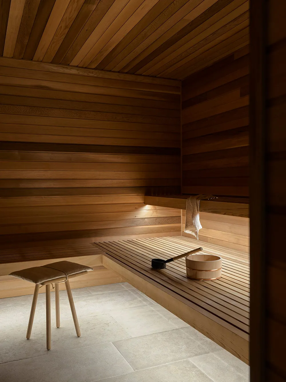 Soft Modern Interiors of a Stunning Oceanfront Villa in Australia - Gallery image 19