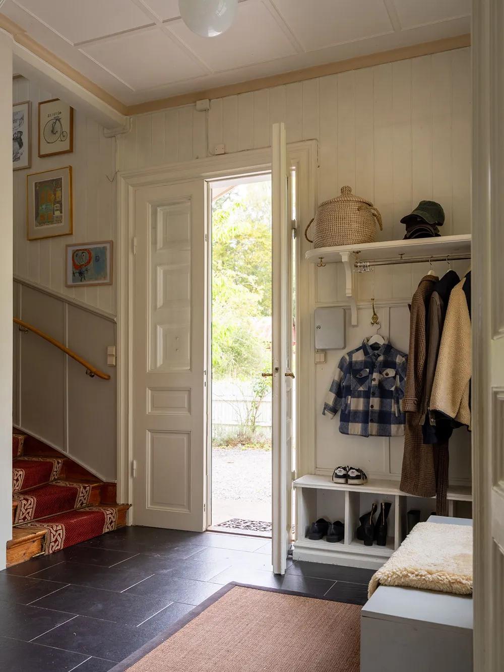 Urocza tradycyjna willa z basenem w Szwecji - Gallery image 24