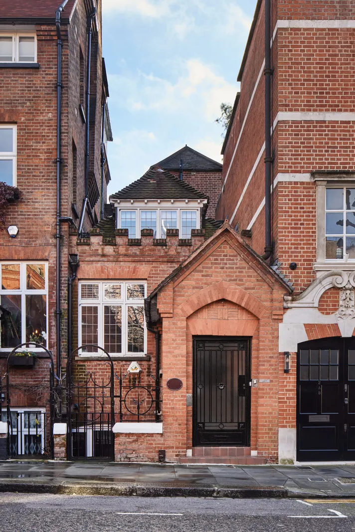 Excellent design of a historical house in London - Gallery image 25