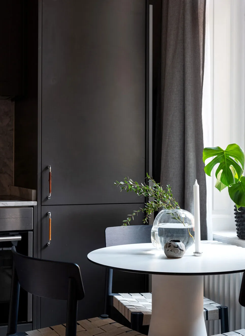 Kleine skandinavische Wohnung mit Loft (28 qm) - Gallery image 9