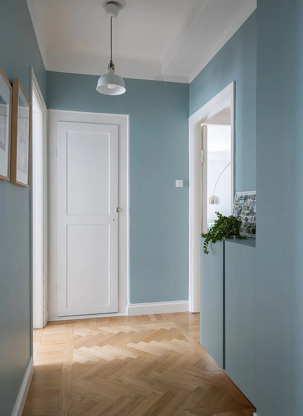 Спокойный и приятный скандинавский интерьер в прохладных тонах (83 кв. м) - Gallery image 8