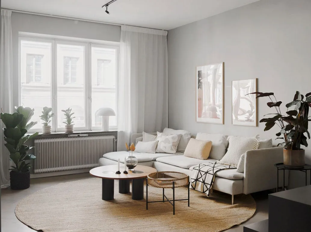 Interior escandinavo tranquilo con dormitorios coloridos y detalles decorativos - Gallery image 4