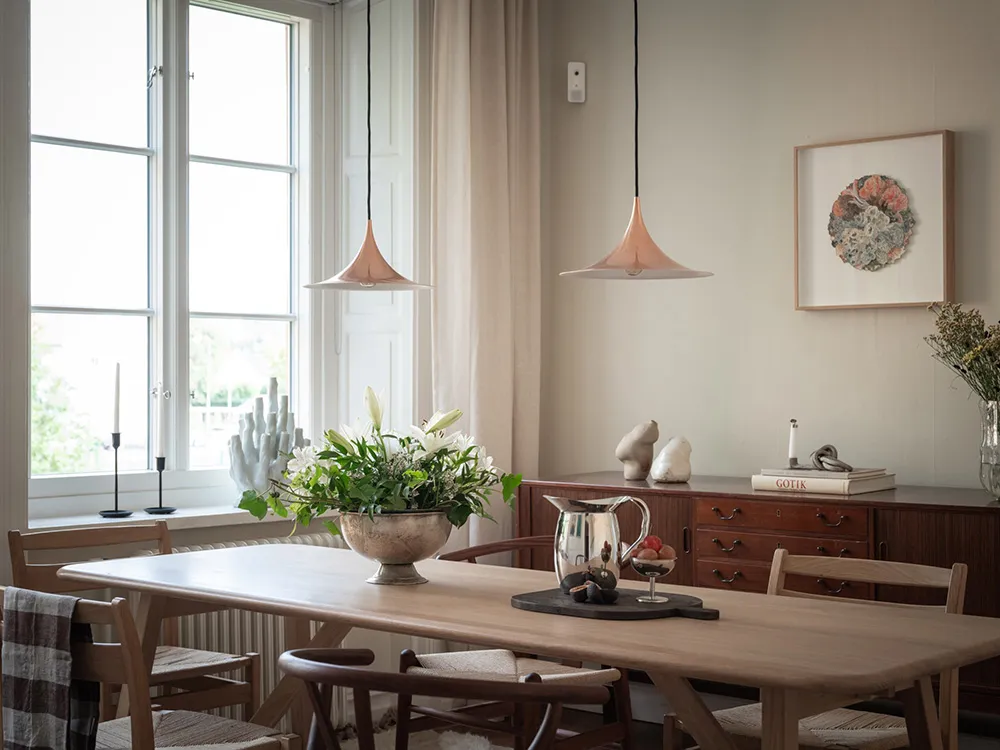 Appartement à deux étages avec de superbes fenêtres de mansarde en Suède - Gallery image 19