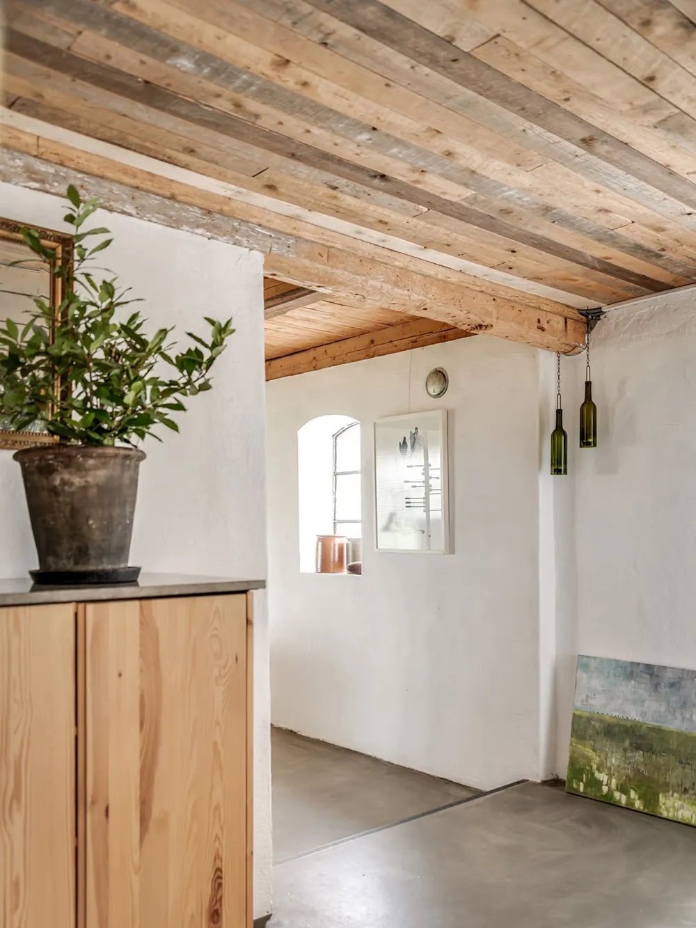 Просторные и тёплые интерьеры бывшей фермы в Швеции - Gallery image 10