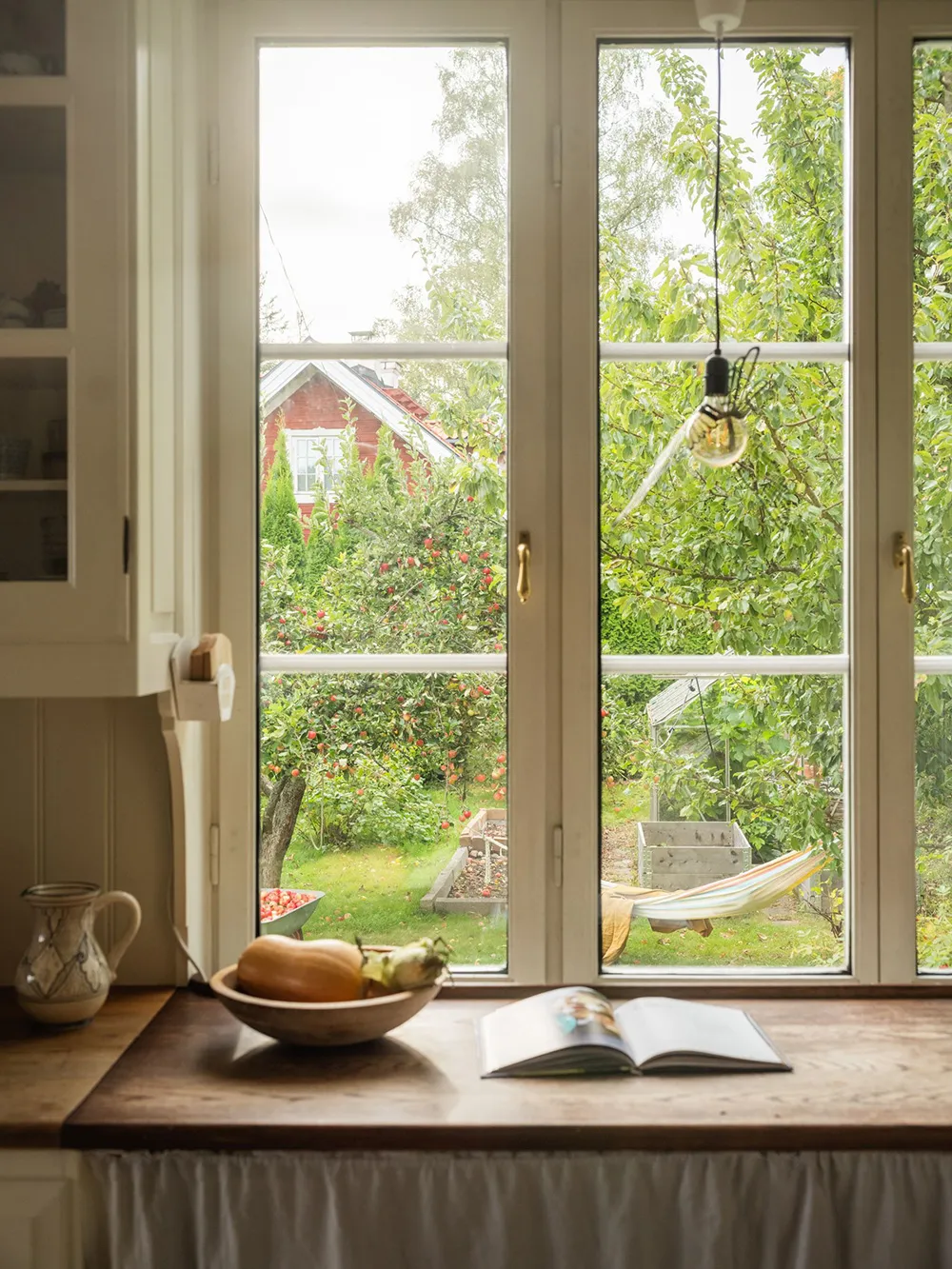 Urocza tradycyjna willa z basenem w Szwecji - Gallery image 16