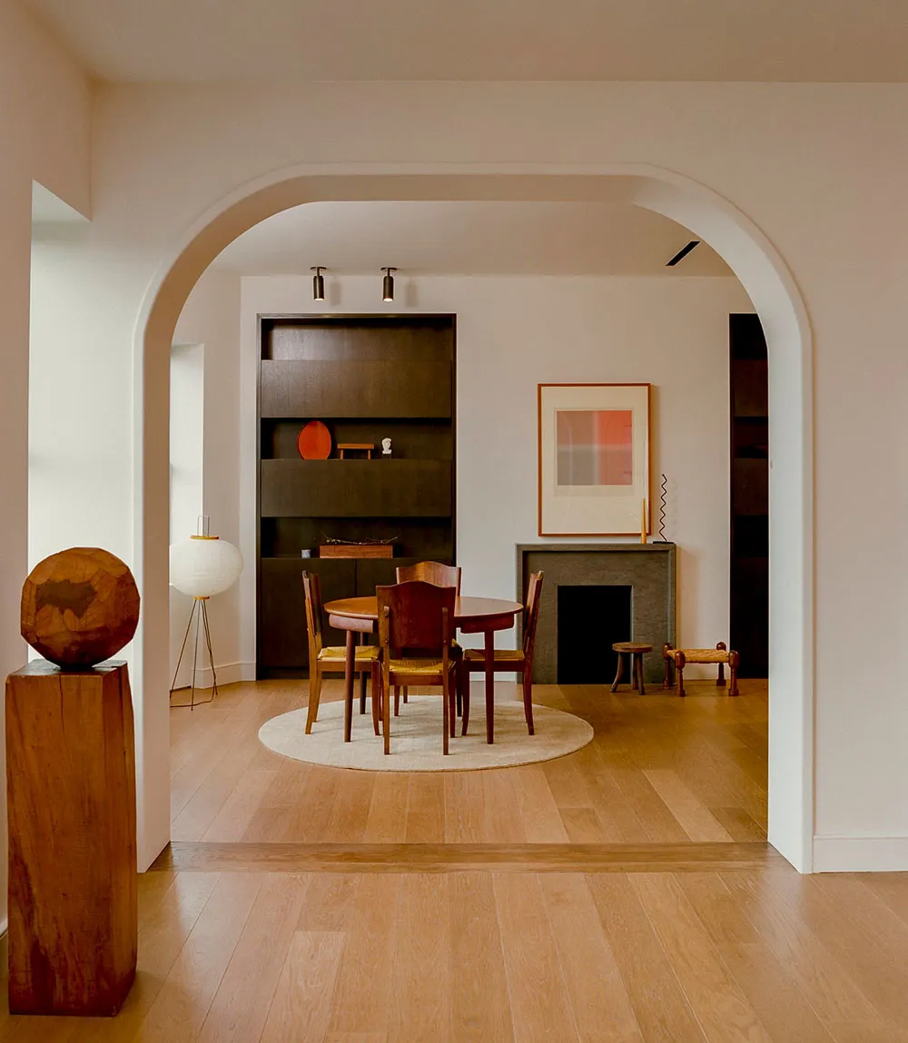 Nowoczesny интерьер taunhouse'a w Brooklynie w pięknych promieniach słońca - Gallery image 19