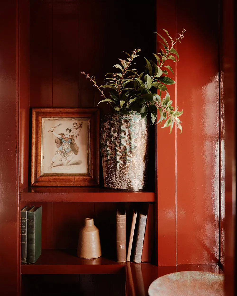 Interiores acogedores bajo los rayos del sol: viejo coto en Connecticut - Gallery image 12