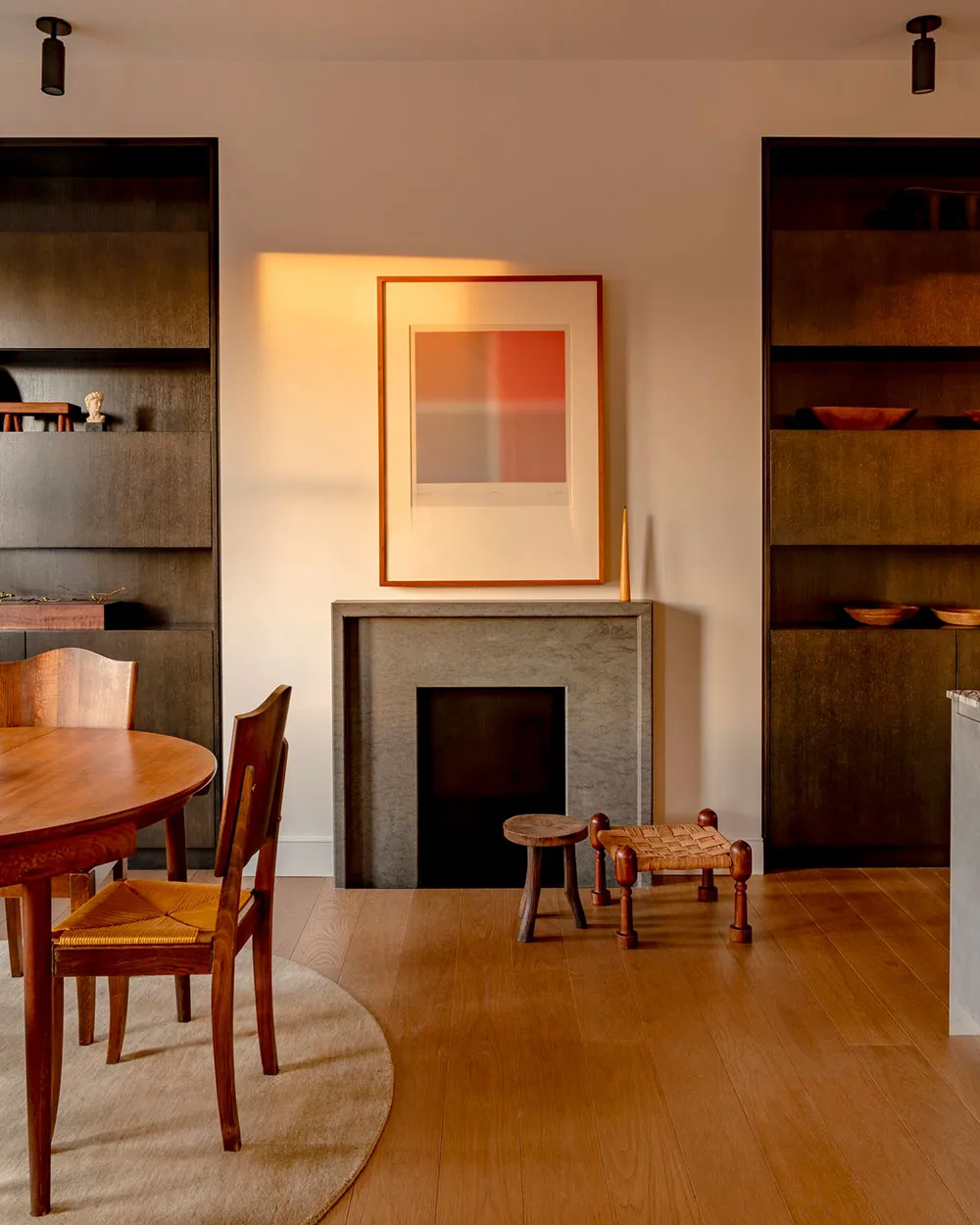 Nowoczesny интерьер taunhouse'a w Brooklynie w pięknych promieniach słońca - Gallery image 4