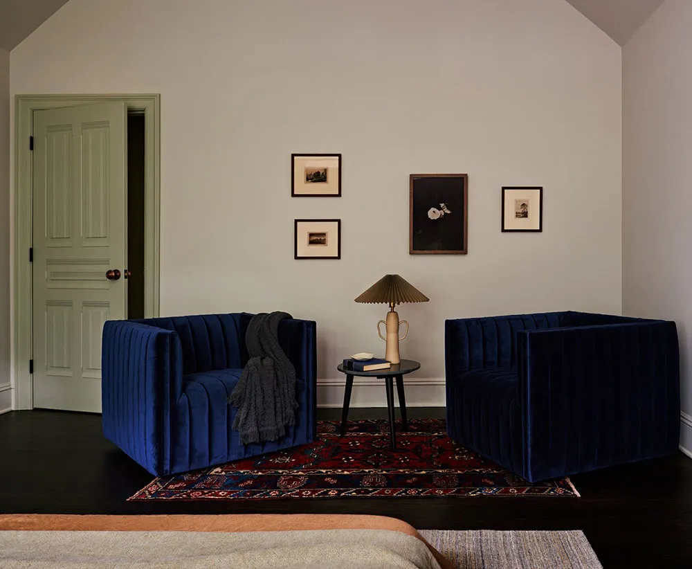 Атмосферні приглушені тони в дизайні підміського будинку недалеко від Нью-Йорка - Gallery image 19