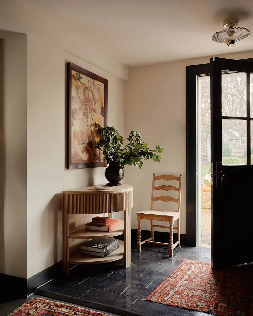 Interiores acogedores bajo los rayos del sol: viejo coto en Connecticut - Gallery image 20