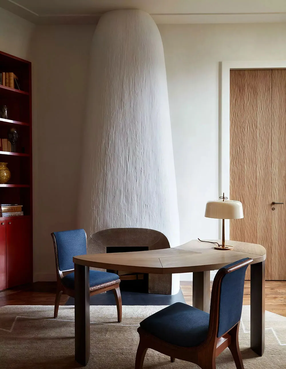 Interesting Textures and Original Details: Apartment in Paris by Pierre Yovanovitch - Gallery image 8