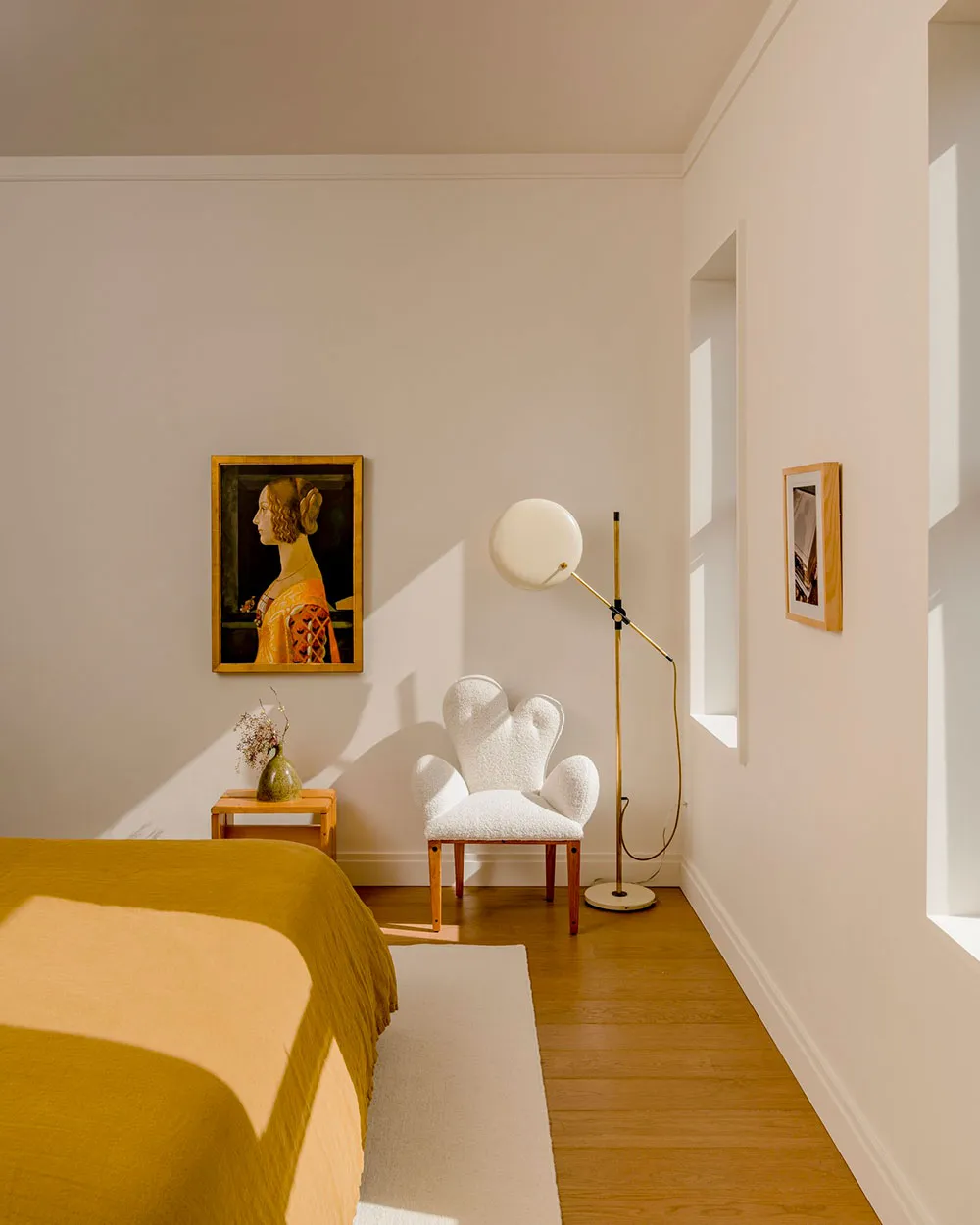 Nowoczesny интерьер taunhouse'a w Brooklynie w pięknych promieniach słońca - Gallery image 12