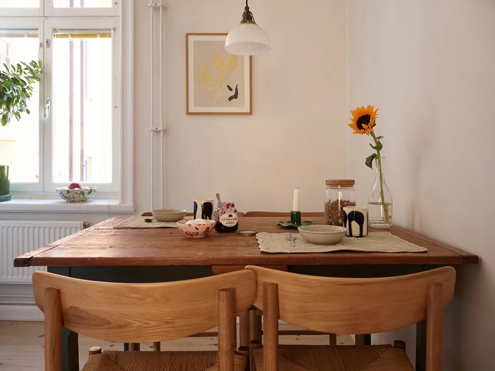 Interior soleado en Estocolmo con toques coloridos - Gallery image 16