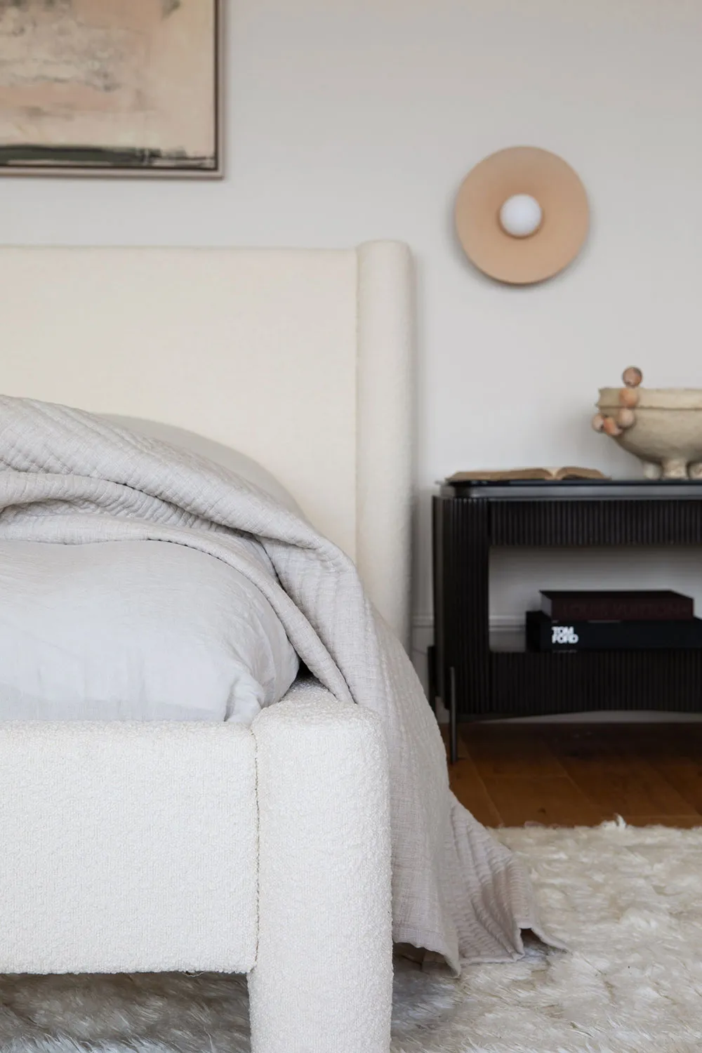 Espacio impresionante y diseño cálido: casa junto a un lago en EE. UU. - Gallery image 13