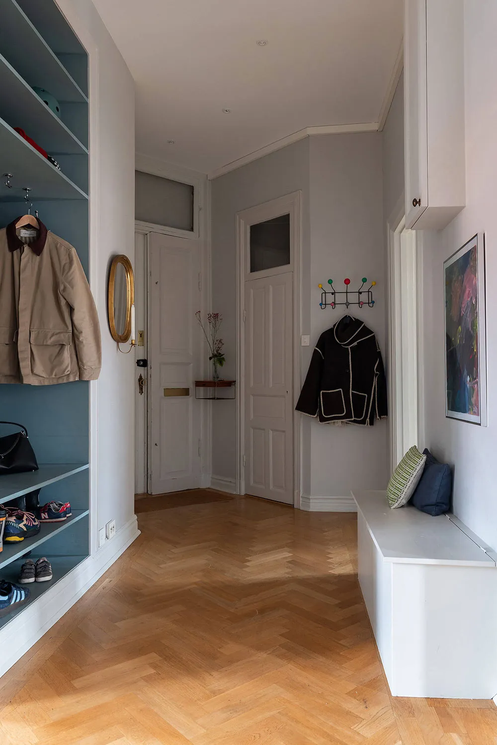 Elegant Interior in Blue Tones in a Historic House in Central Stockholm - Gallery image 28