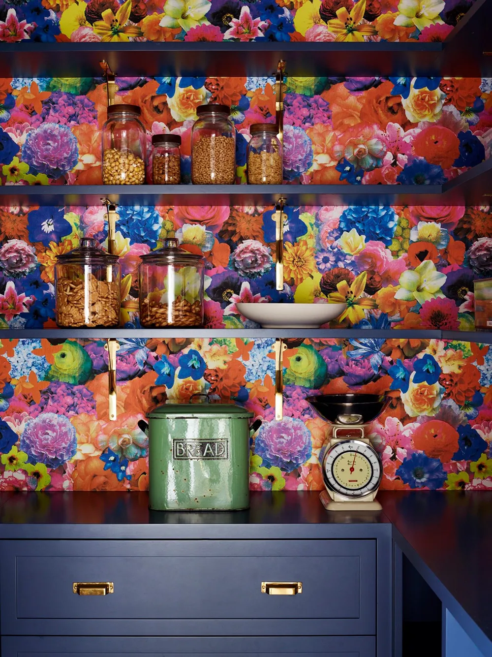 Aktive Muster und Tisch mit Käfern: Ungewöhnliches Landhaus in New Jersey - Gallery image 13