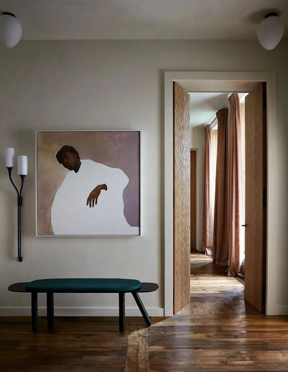 Interesting Textures and Original Details: Apartment in Paris by Pierre Yovanovitch - Gallery image 18