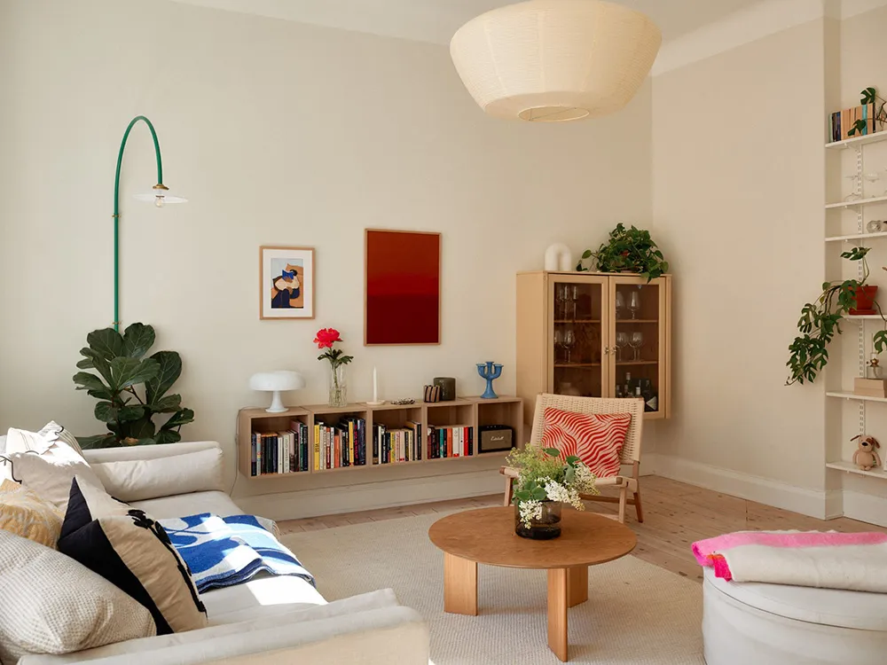 Interior soleado en Estocolmo con toques coloridos - Gallery image 4