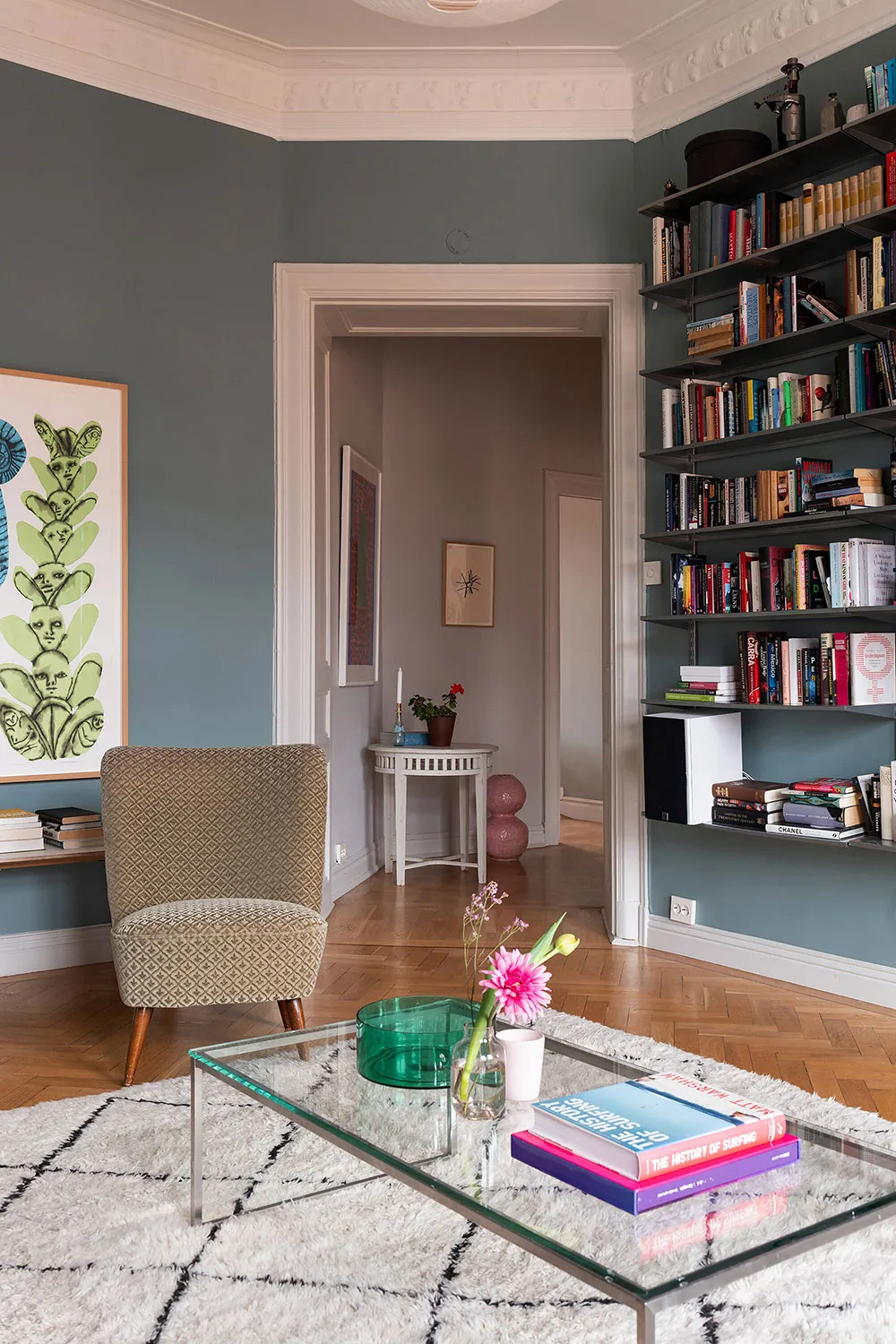 Elegant Interior in Blue Tones in a Historic House in Central Stockholm - Gallery image 7