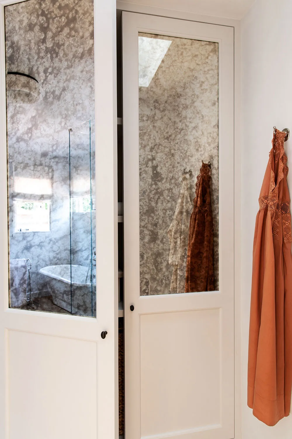 Entspannende Natur: Angenehmer Interieur eines kleinen Hauses in Kalifornien - Gallery image 18