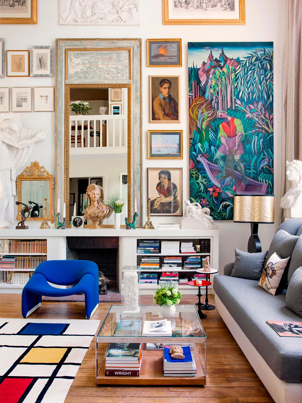 Creative Loft with Paintings and Sculptures on Montmartre - Gallery image 6