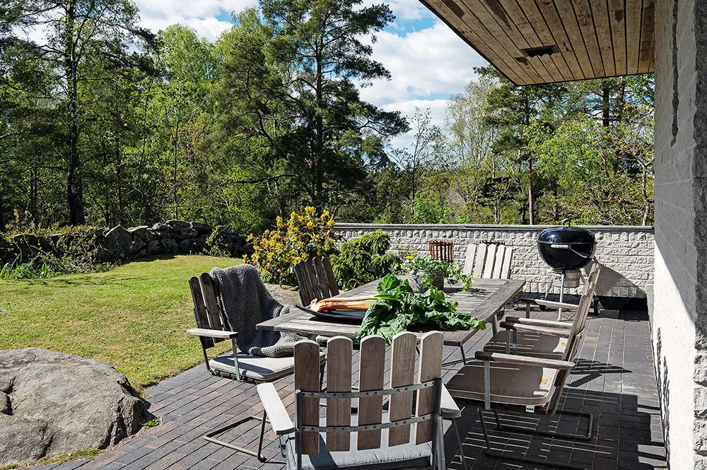 Modernist Villa Among Traditional Cottages in Sweden - Gallery image 6