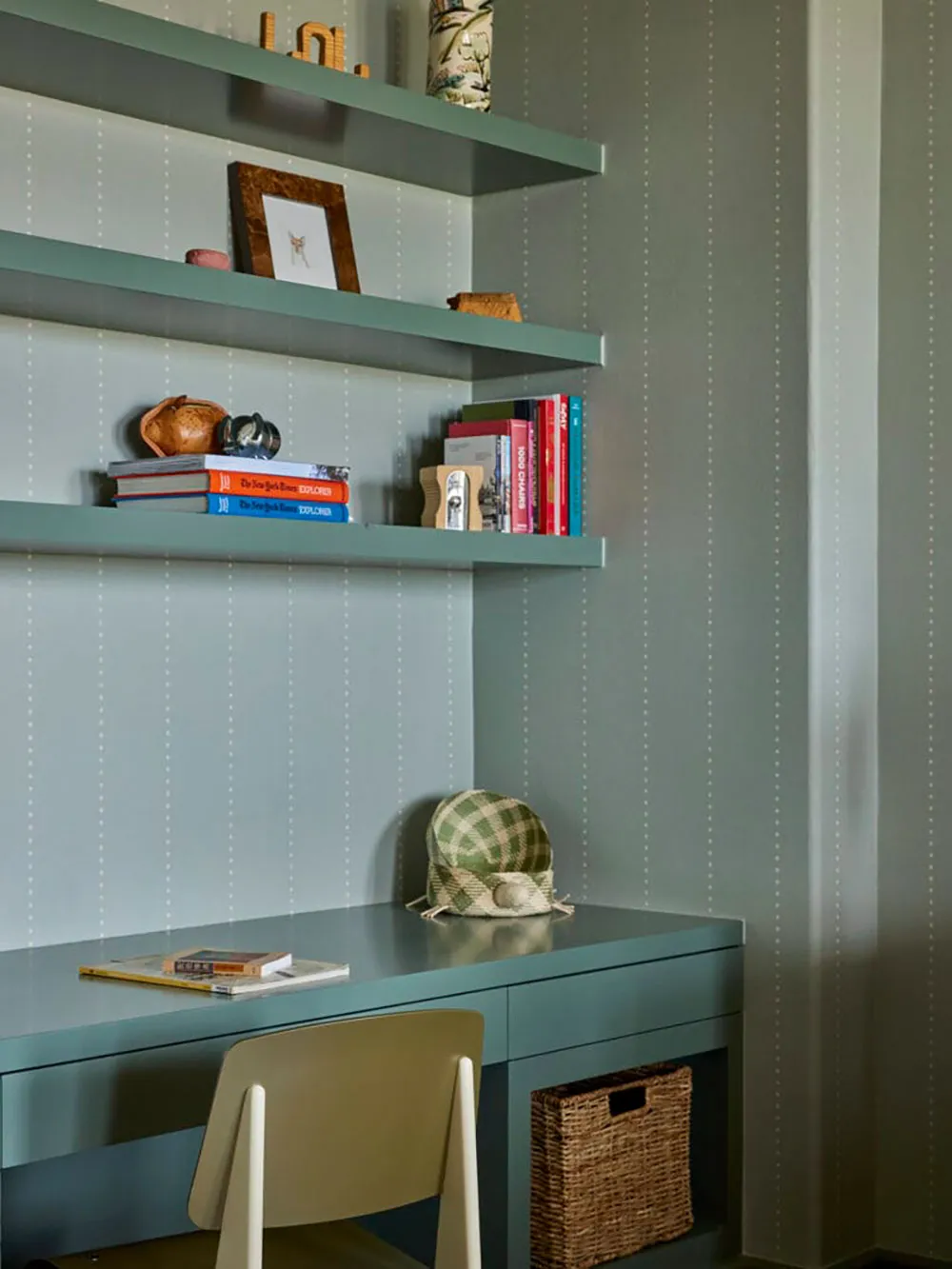 Moderne Akzente im Design einer Villa im europäischen Stil in Kalifornien - Gallery image 19