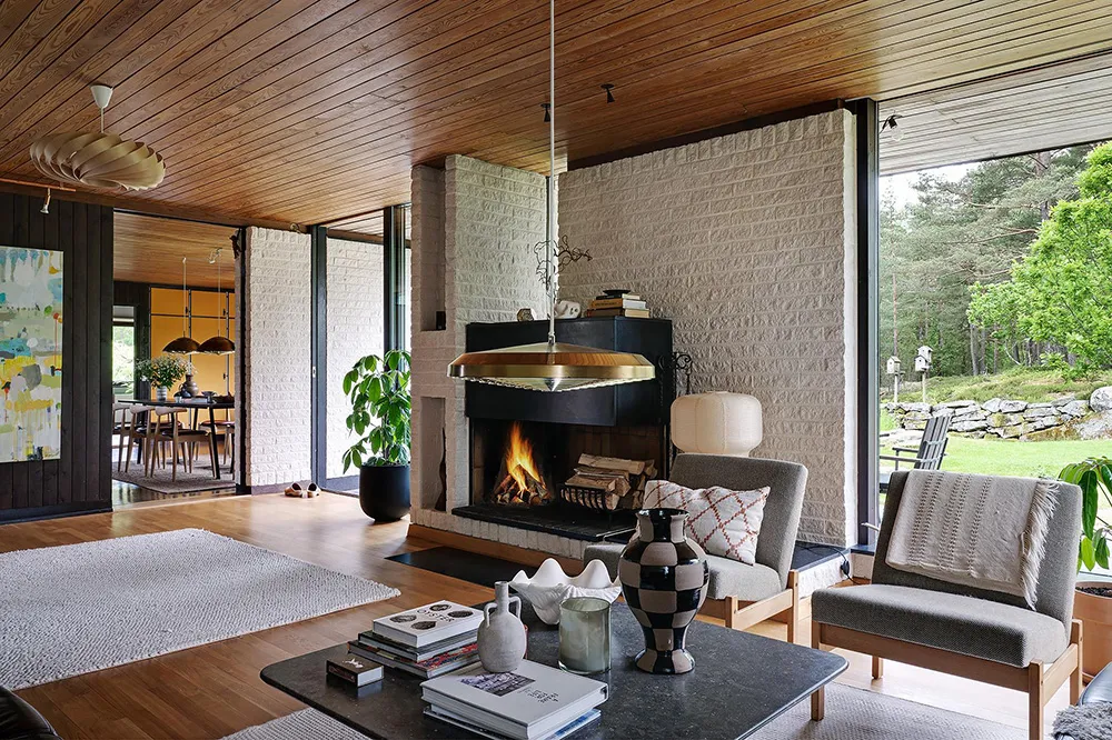 Modernist Villa Among Traditional Cottages in Sweden - Gallery image 9