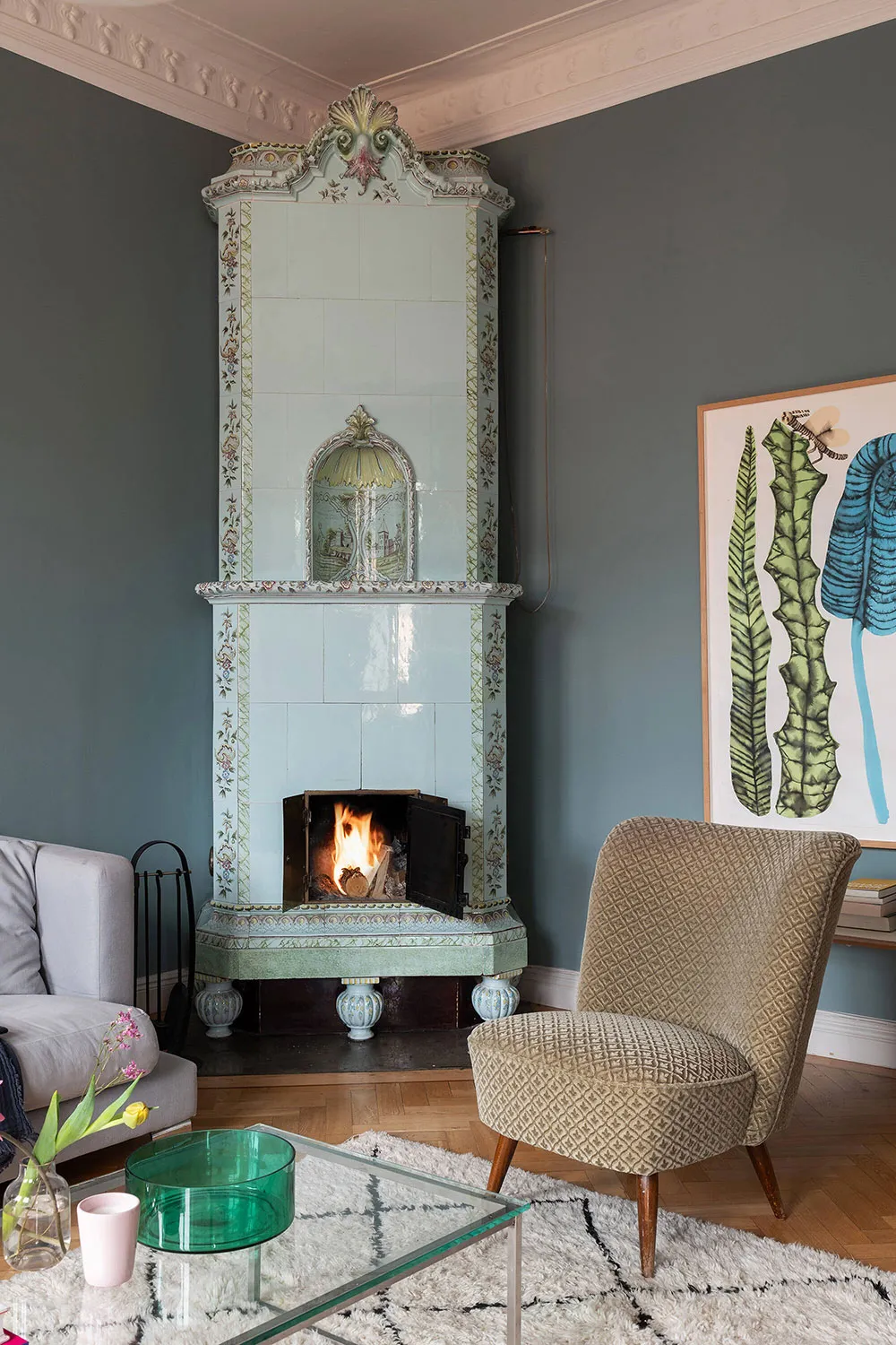 Elegant Interior in Blue Tones in a Historic House in Central Stockholm - Gallery image 6