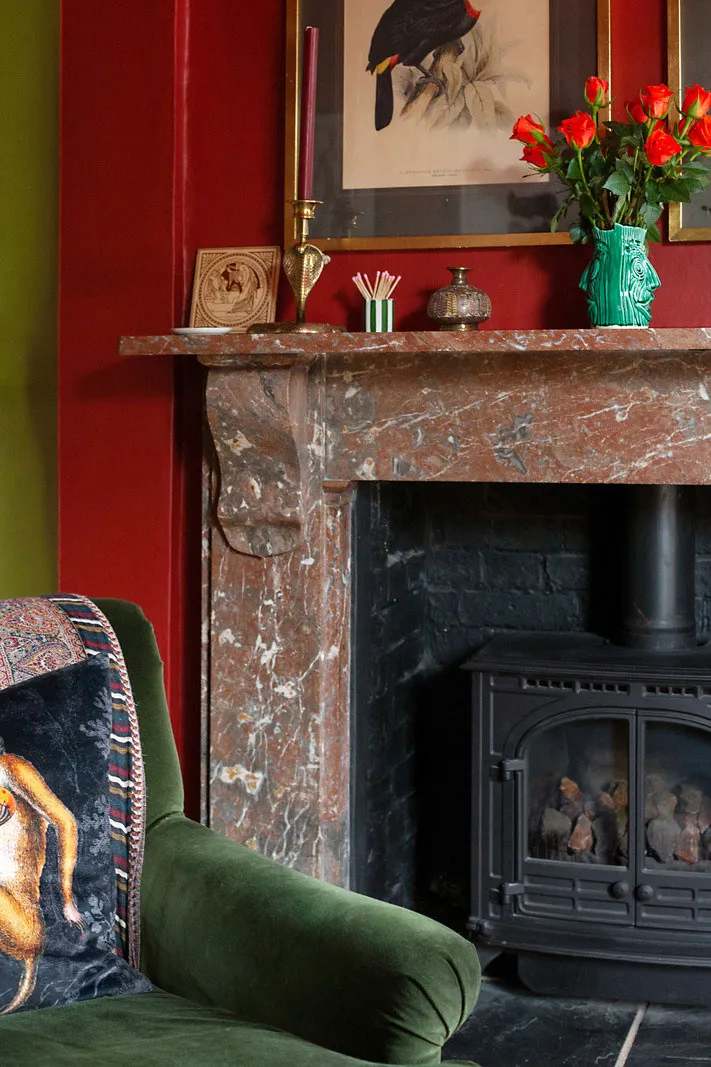Rich Red and Green Tones in Vintage Victorian Mansion Interiors - Gallery image 5