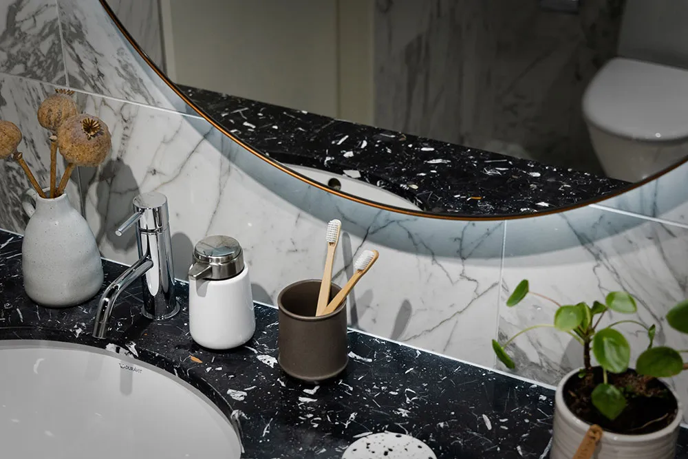 Mínimismo blanco y negro suave en Estocolmo (58 m²) - Gallery image 15