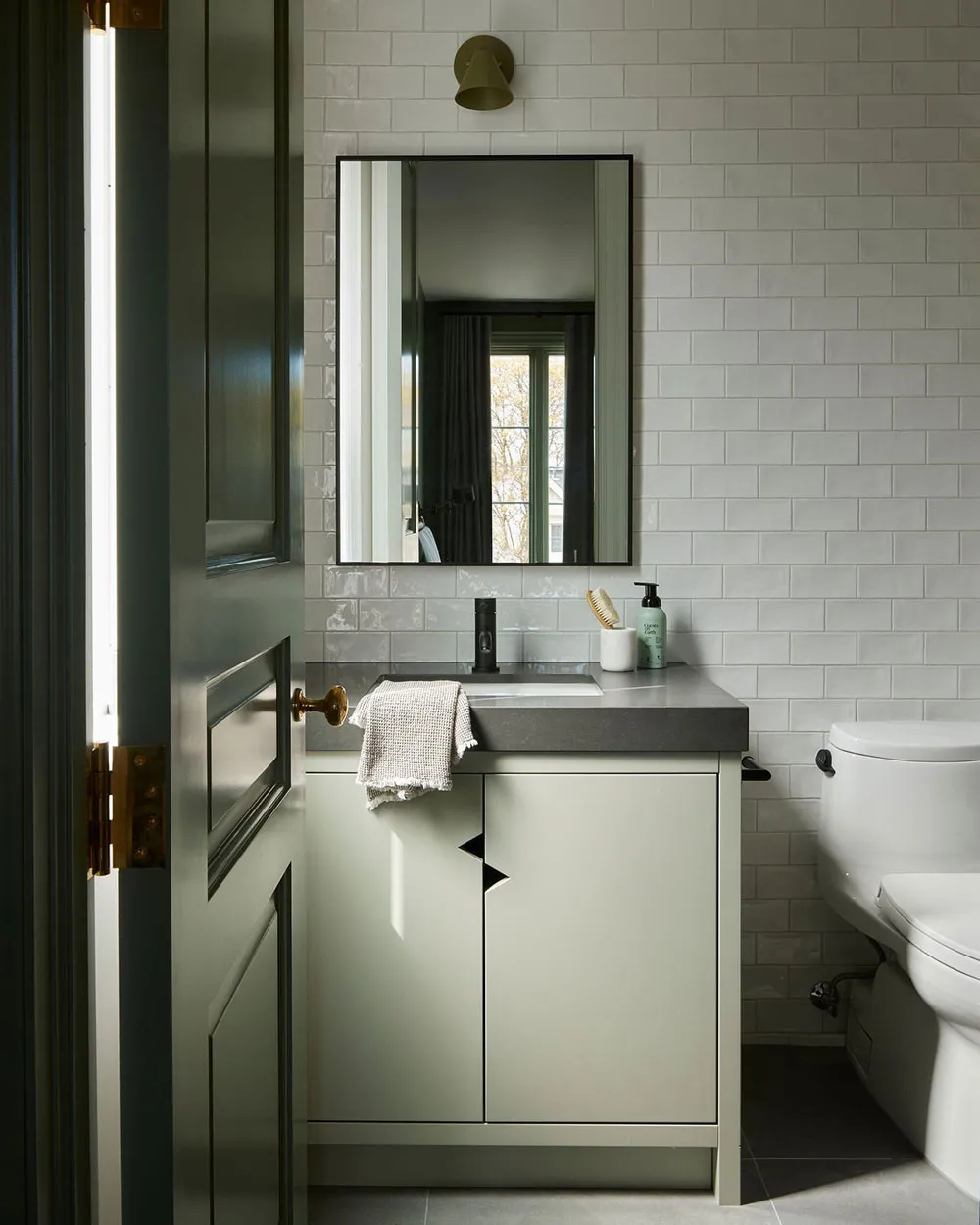 Design canadien léger par Shauna Walton Design - Gallery image 17