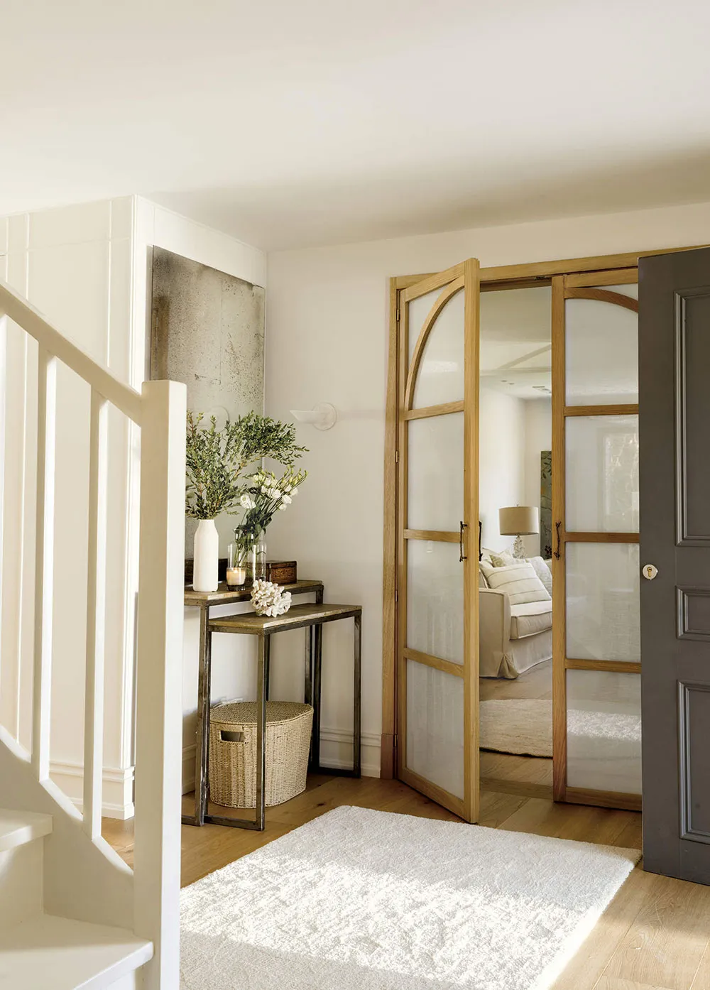 Weißer, eleganter, zeitloser Stil: Designerhaus in Madrid - Gallery image 8