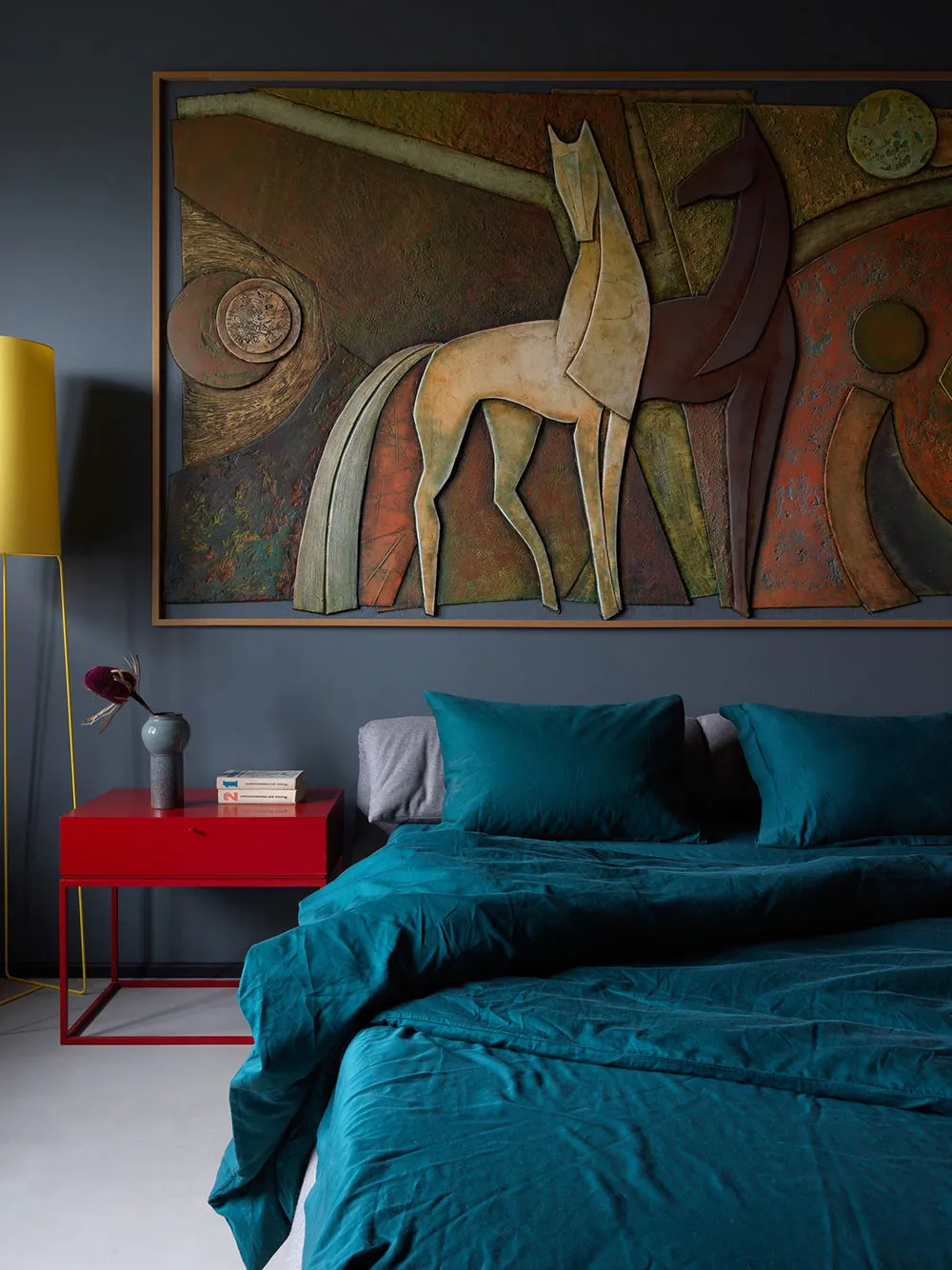How Designers Live: Elena Gorenstein's Stunning Apartment in Moscow - Gallery image 11