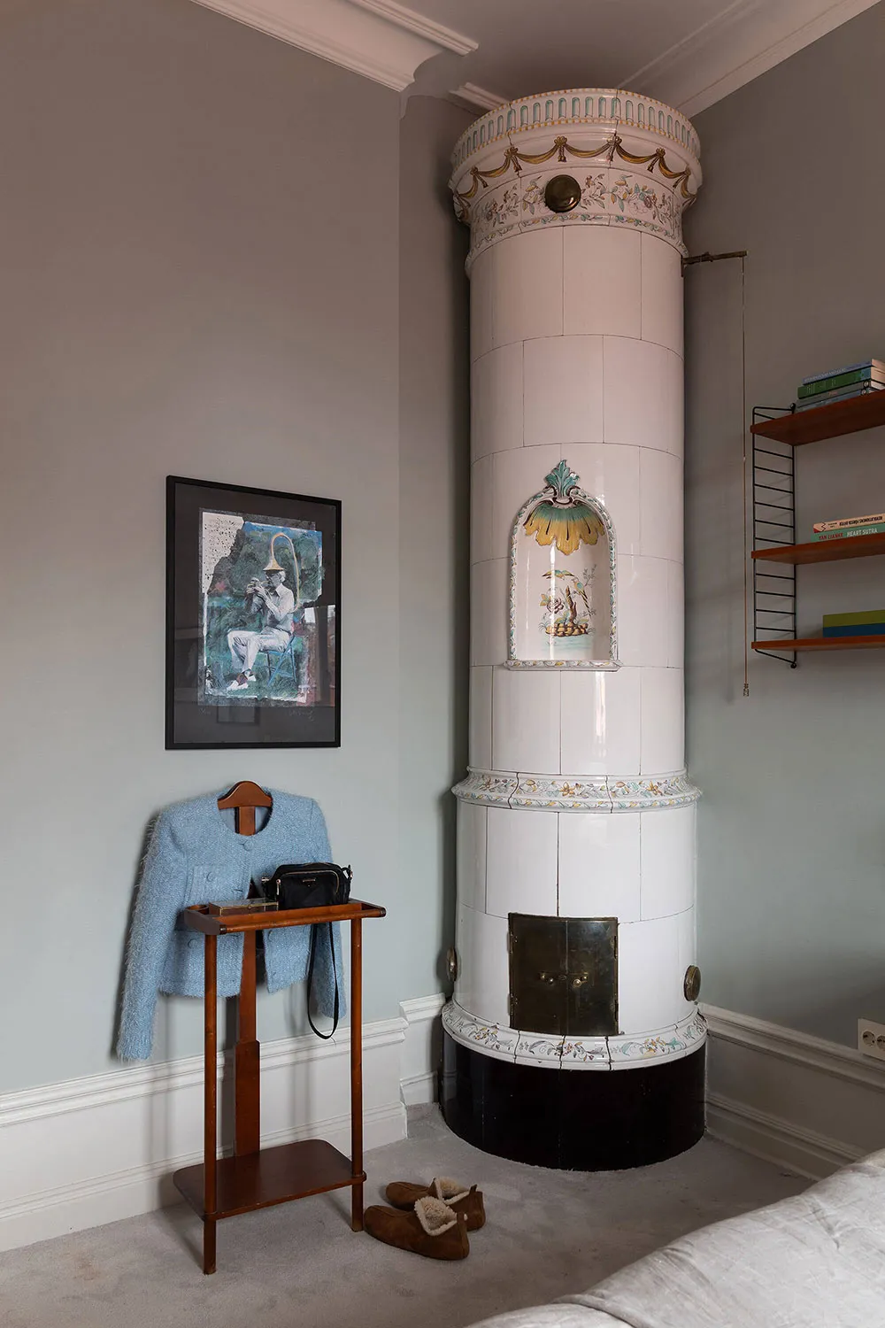 Elegant Interior in Blue Tones in a Historic House in Central Stockholm - Gallery image 21