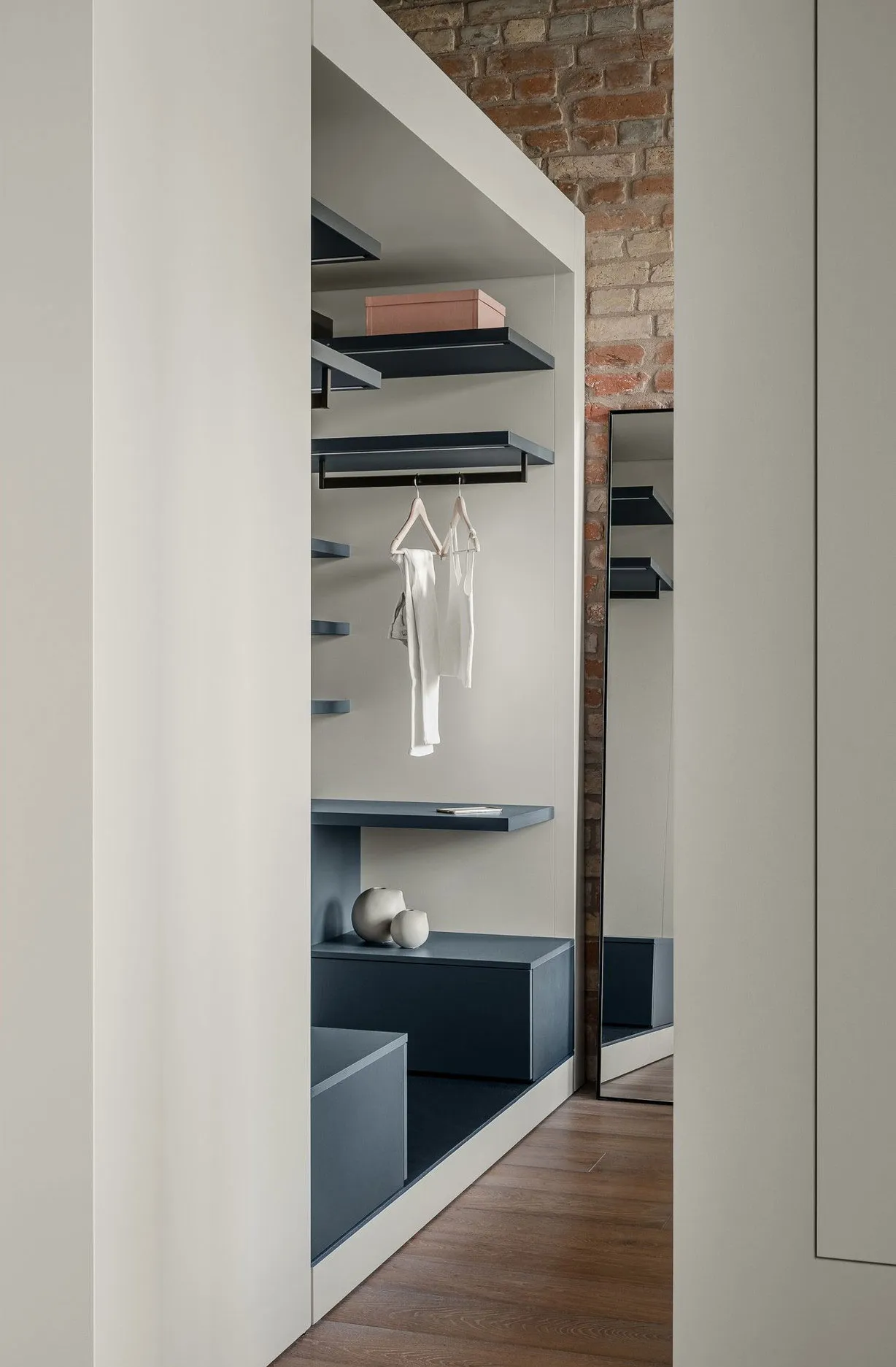 Compact Life in 38 sqm: Stylish Studio Apartment in Kyiv - Gallery image 13