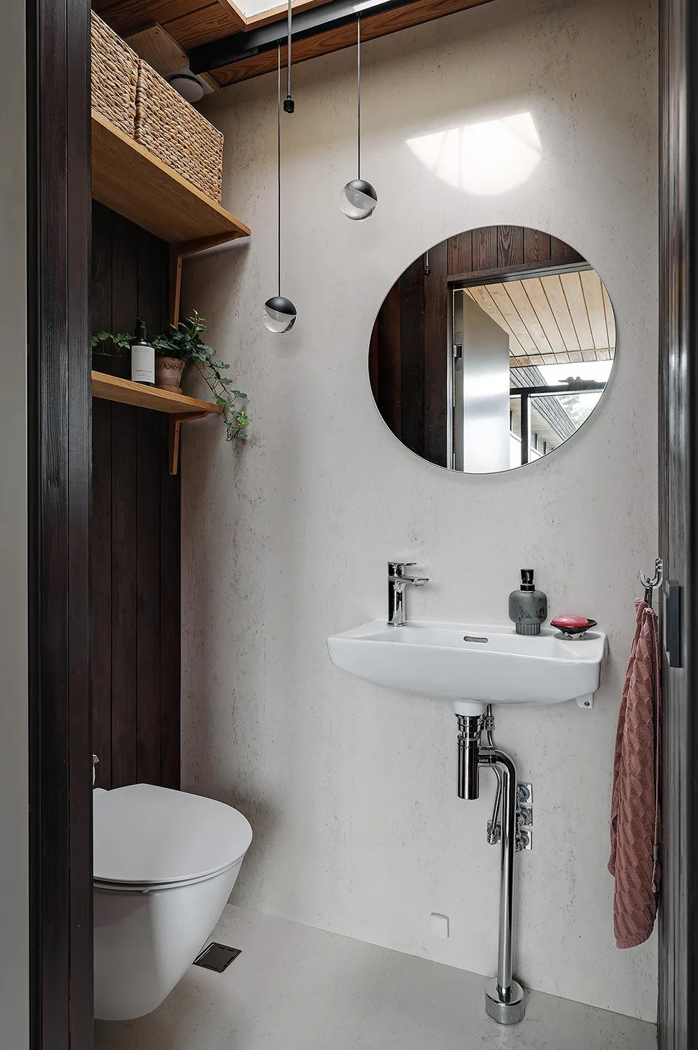 Modernist Villa Among Traditional Cottages in Sweden - Gallery image 27