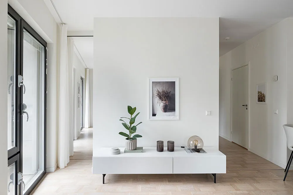 Mínimismo blanco y negro suave en Estocolmo (58 m²) - Gallery image 8